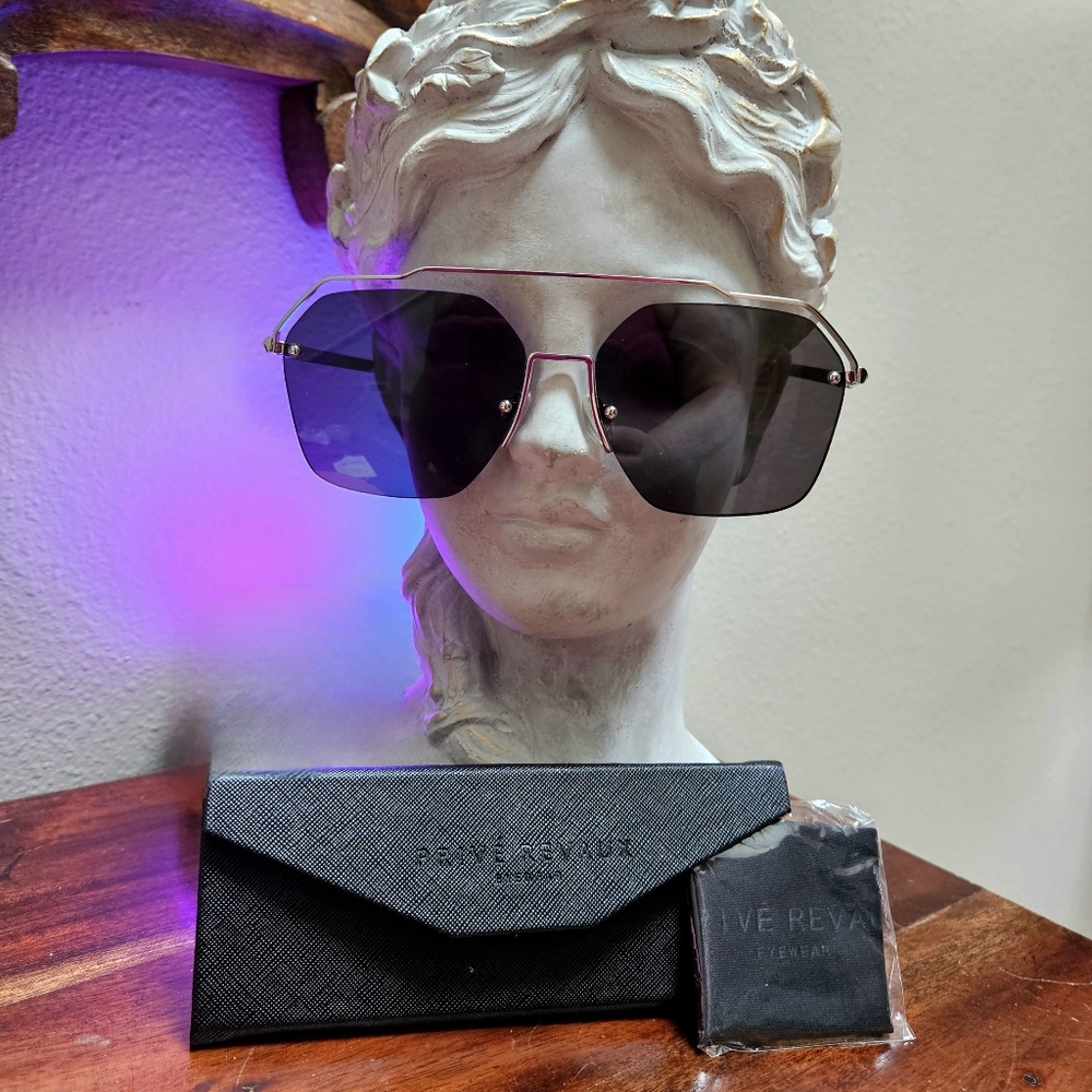 Privé Revaux The One Antique Silver Aviator Sunglasses Black